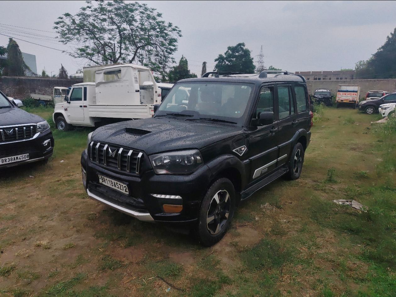 2022 महिंद्रा स्कॉर्पियो S11 2WD BS IV 2022 महिंद्रा स्कॉर्पियो S11 2WD BS IV