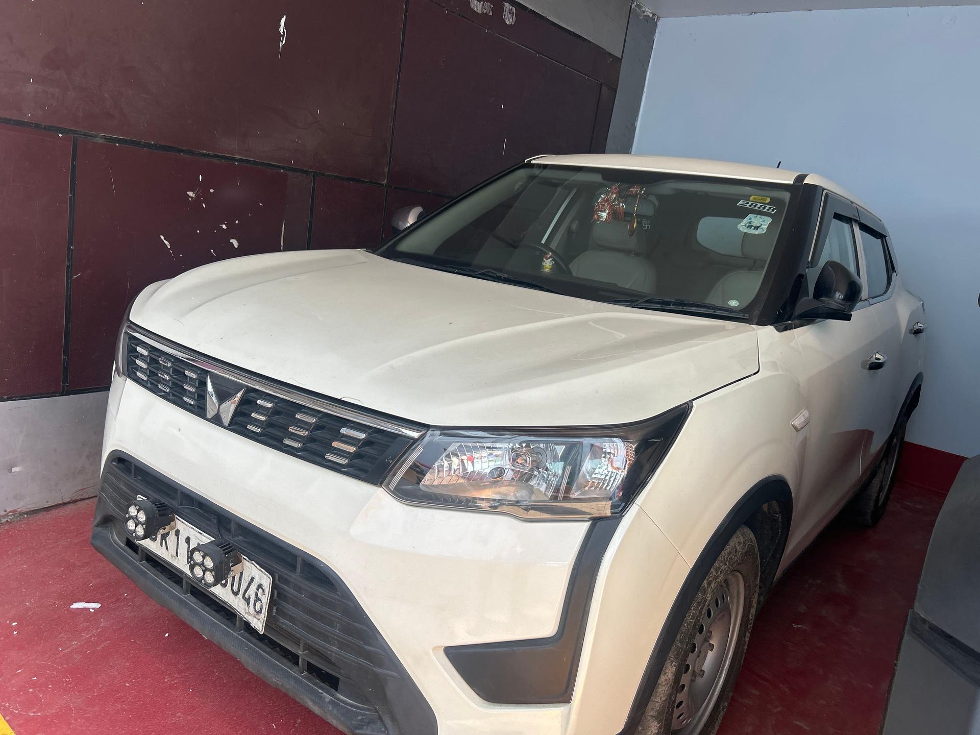 2019 महिंद्रा एक्सयूवी300 W4 Diesel BS IV 2019 महिंद्रा एक्सयूवी300 W4 Diesel BS IV