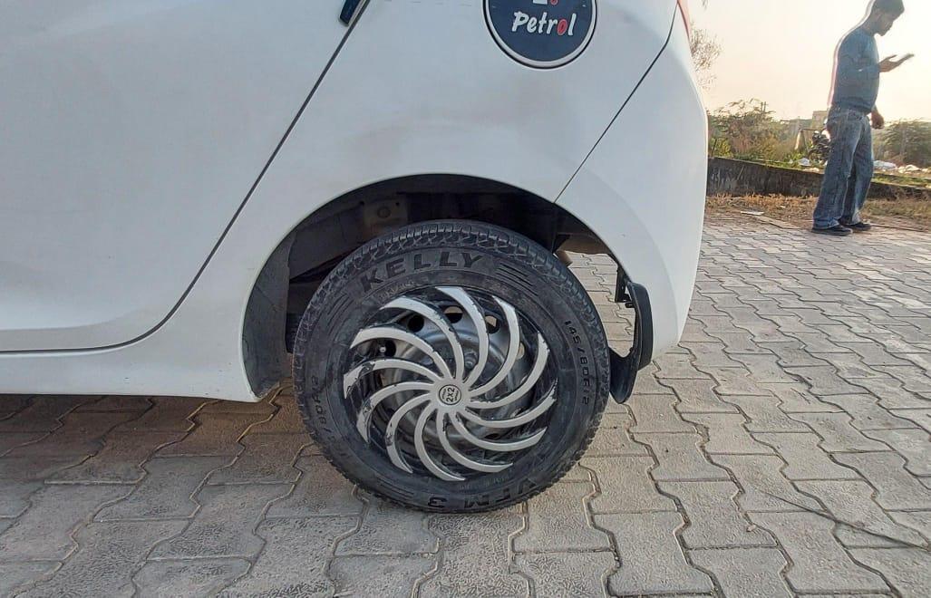 यूज़्ड 2013 ह्युंडई इऑन, Abrol Nagar Pathankot, Pathankot 8 यूज़्ड 2013 ह्युंडई इऑन, Abrol Nagar Pathankot, Pathankot 8