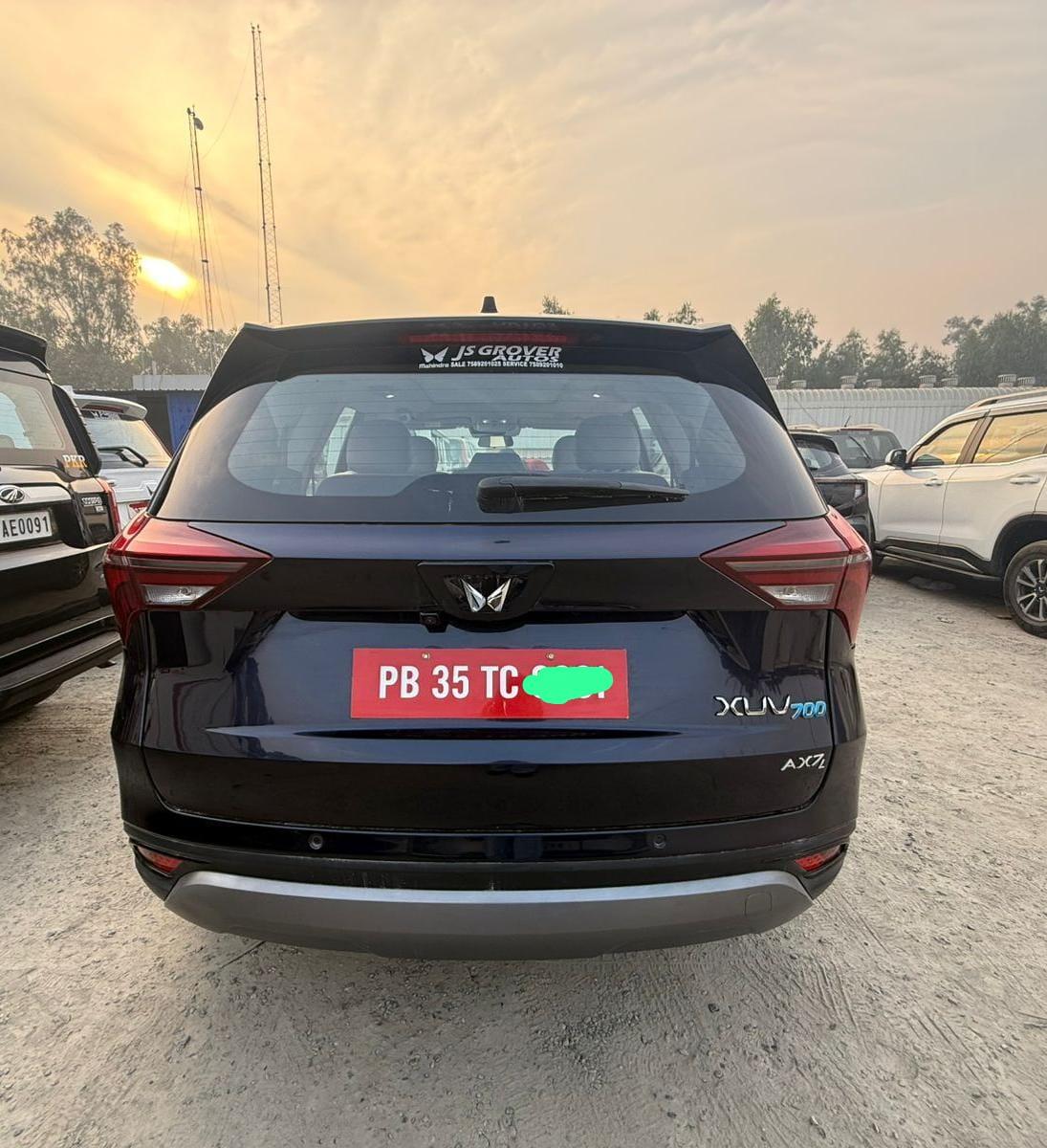 यूज़्ड 2023 महिंद्रा एक्सयूवी700, Abrol Nagar Pathankot, Pathankot 3 यूज़्ड 2023 महिंद्रा एक्सयूवी700, Abrol Nagar Pathankot, Pathankot 3