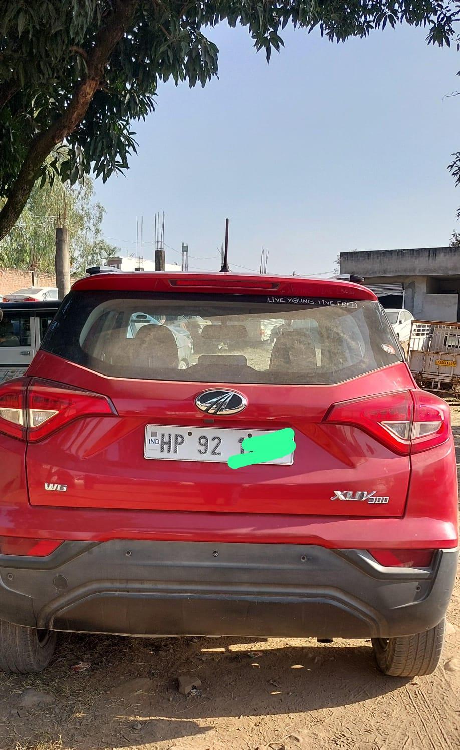 यूज़्ड 2020 महिंद्रा एक्सयूवी300, Abrol Nagar Pathankot, Pathankot 3 यूज़्ड 2020 महिंद्रा एक्सयूवी300, Abrol Nagar Pathankot, Pathankot 3