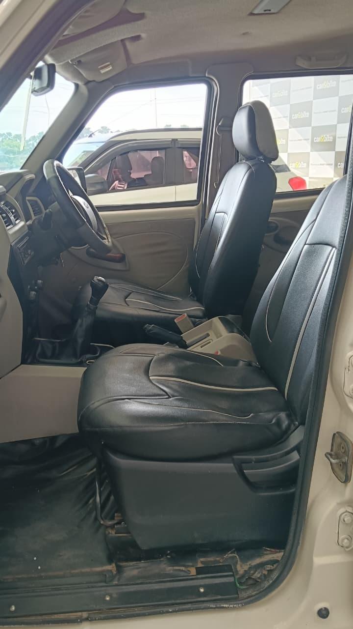 यूज़्ड 2015 महिंद्रा स्कॉर्पियो, Bhagalpur 12 यूज़्ड 2015 महिंद्रा स्कॉर्पियो, Bhagalpur 12