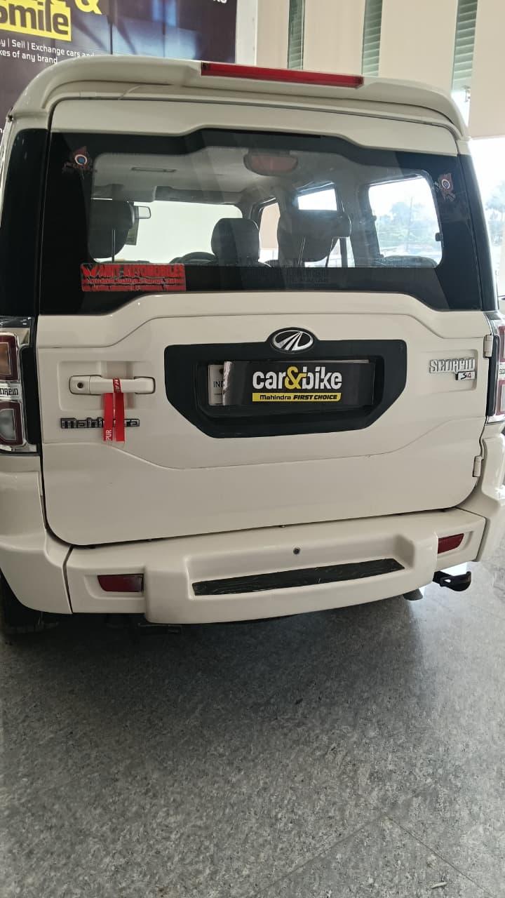 यूज़्ड 2015 महिंद्रा स्कॉर्पियो, Bhagalpur 3 यूज़्ड 2015 महिंद्रा स्कॉर्पियो, Bhagalpur 3