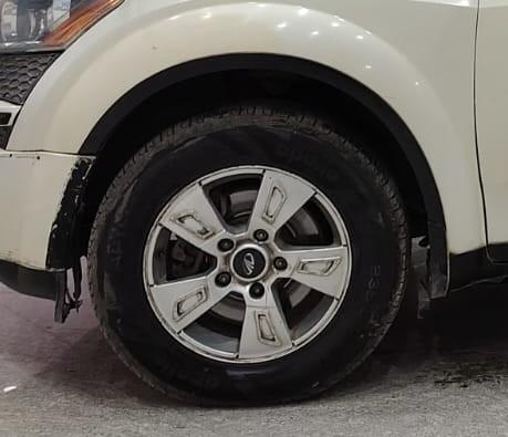 यूज़्ड 2013 महिंद्रा एक्सयूवी500, Bhagalpur 7 यूज़्ड 2013 महिंद्रा एक्सयूवी500, Bhagalpur 7