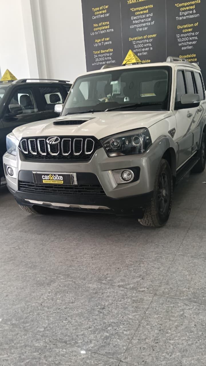 2017 महिंद्रा स्कॉर्पियो S10 2WD 2017 महिंद्रा स्कॉर्पियो S10 2WD