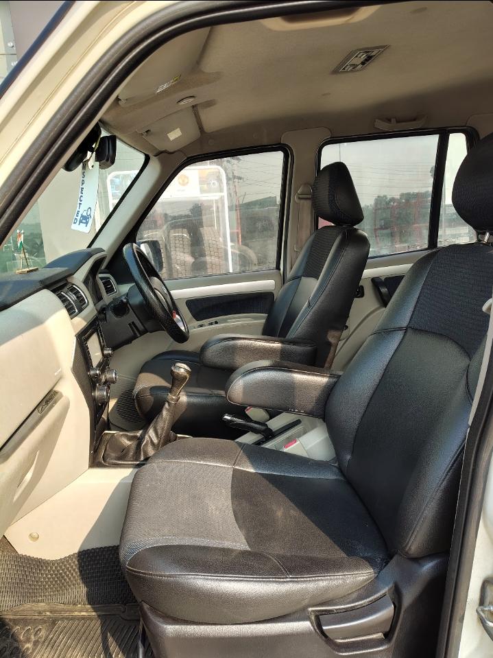 यूज़्ड 2017 महिंद्रा स्कॉर्पियो, Bhagalpur 15 यूज़्ड 2017 महिंद्रा स्कॉर्पियो, Bhagalpur 15