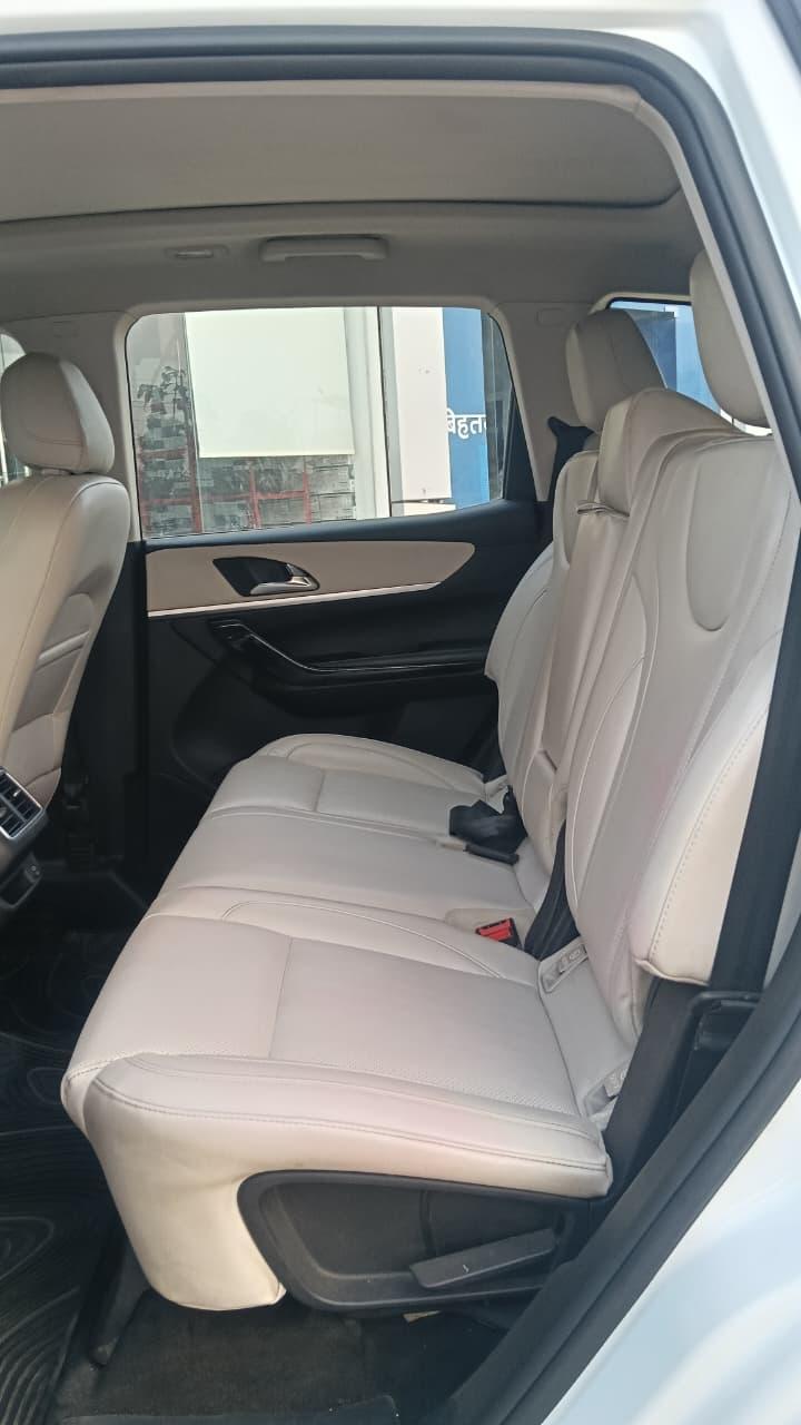 यूज़्ड 2023 महिंद्रा एक्सयूवी700, Bhagalpur 16 यूज़्ड 2023 महिंद्रा एक्सयूवी700, Bhagalpur 16