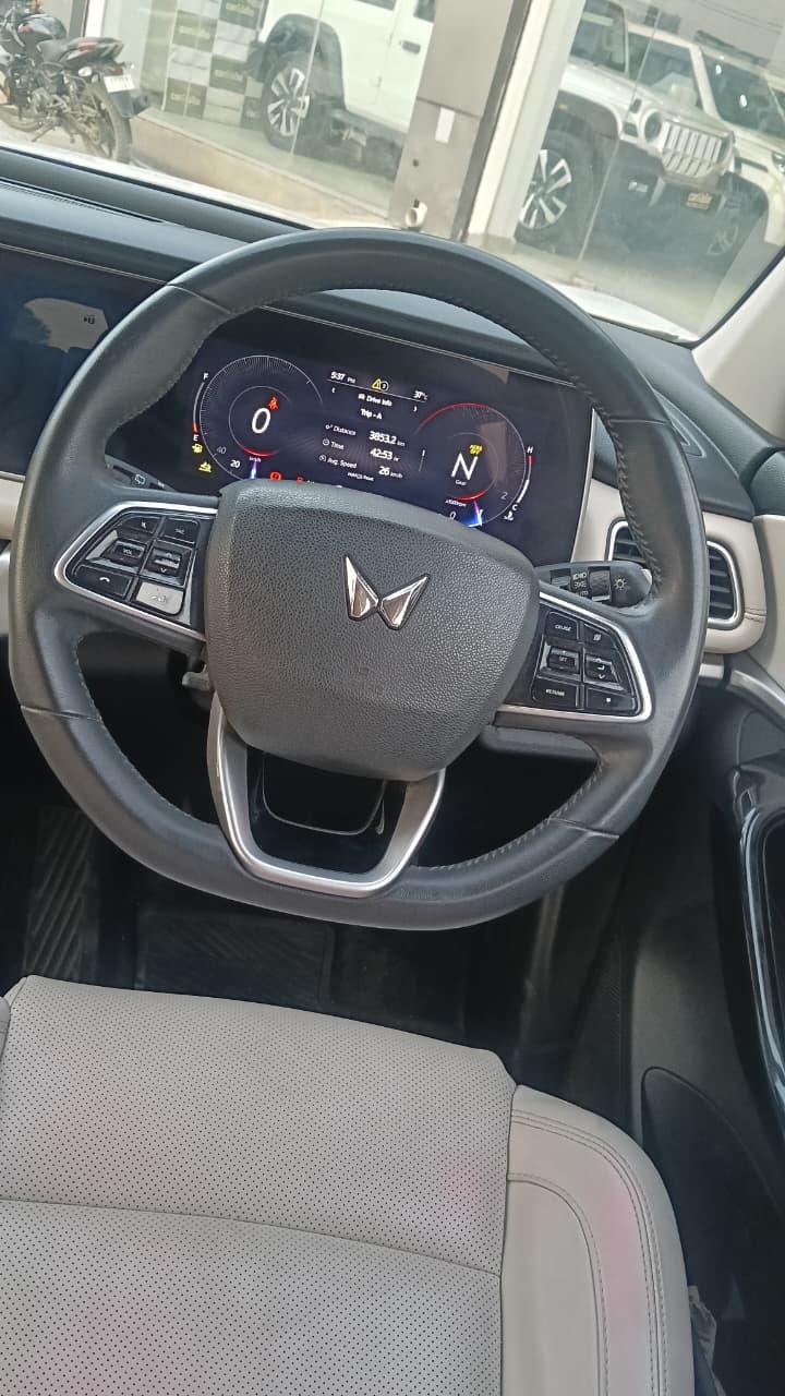 यूज़्ड 2023 महिंद्रा एक्सयूवी700, Bhagalpur 12 यूज़्ड 2023 महिंद्रा एक्सयूवी700, Bhagalpur 12