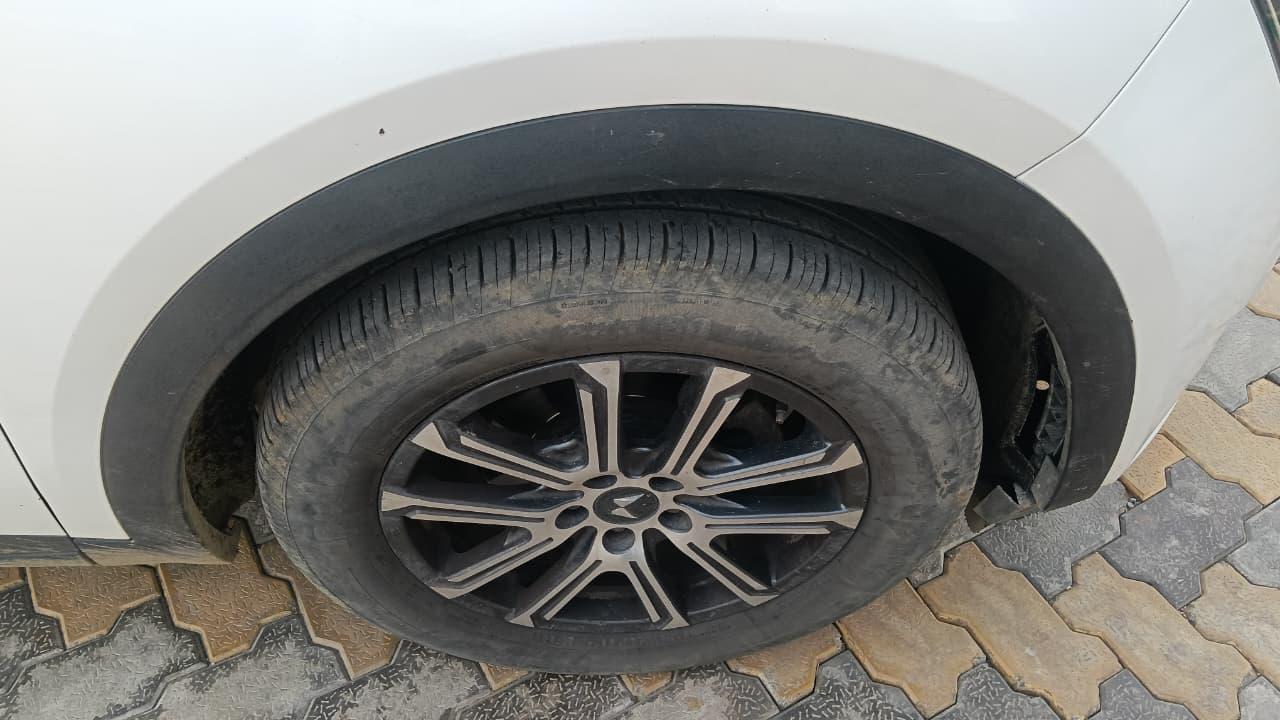 यूज़्ड 2023 महिंद्रा एक्सयूवी700, Bhagalpur 8 यूज़्ड 2023 महिंद्रा एक्सयूवी700, Bhagalpur 8