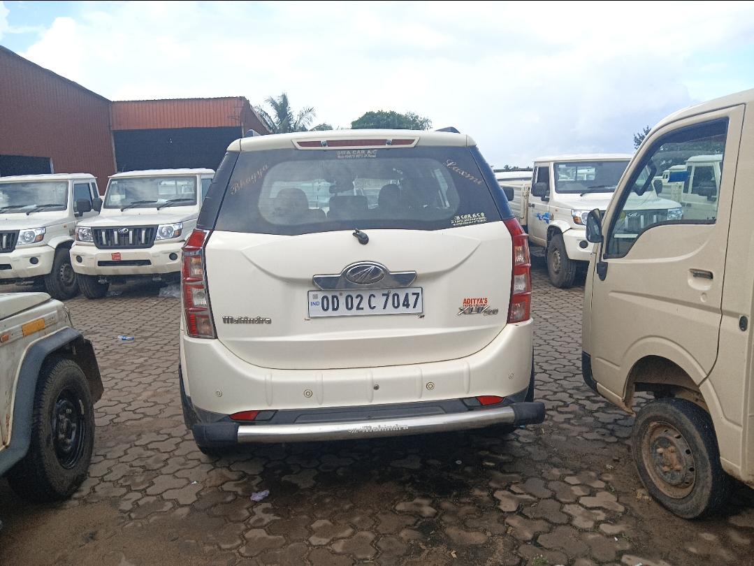 यूज़्ड 2012 महिंद्रा एक्सयूवी500, Banguary, Cuttack 3 यूज़्ड 2012 महिंद्रा एक्सयूवी500, Banguary, Cuttack 3