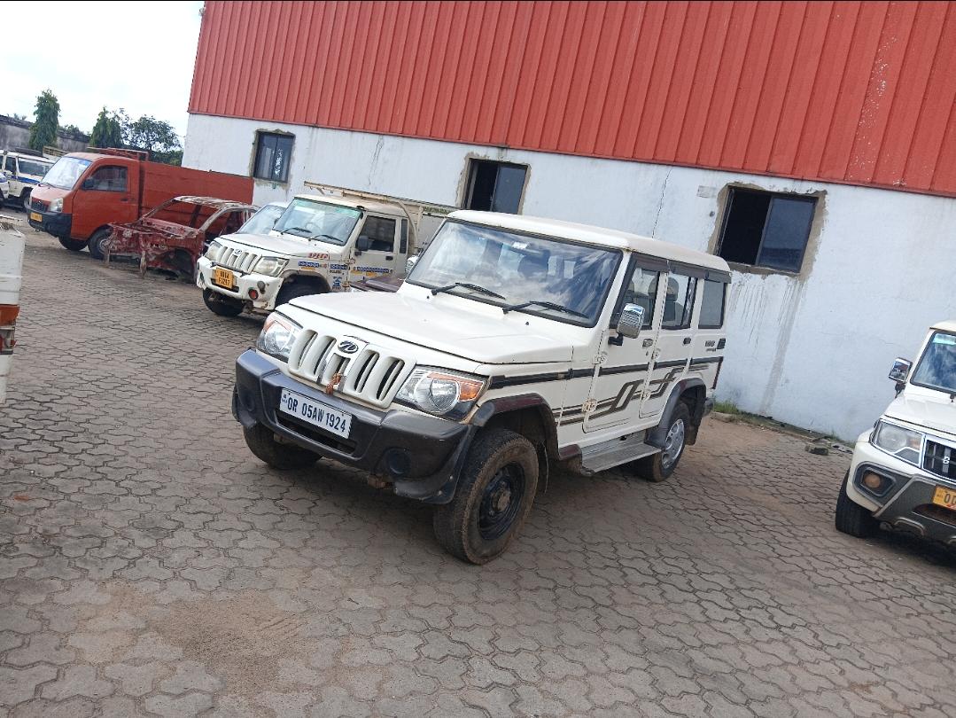 2012 महिंद्रा बोलेरो SLX BS3 2012 महिंद्रा बोलेरो SLX BS3