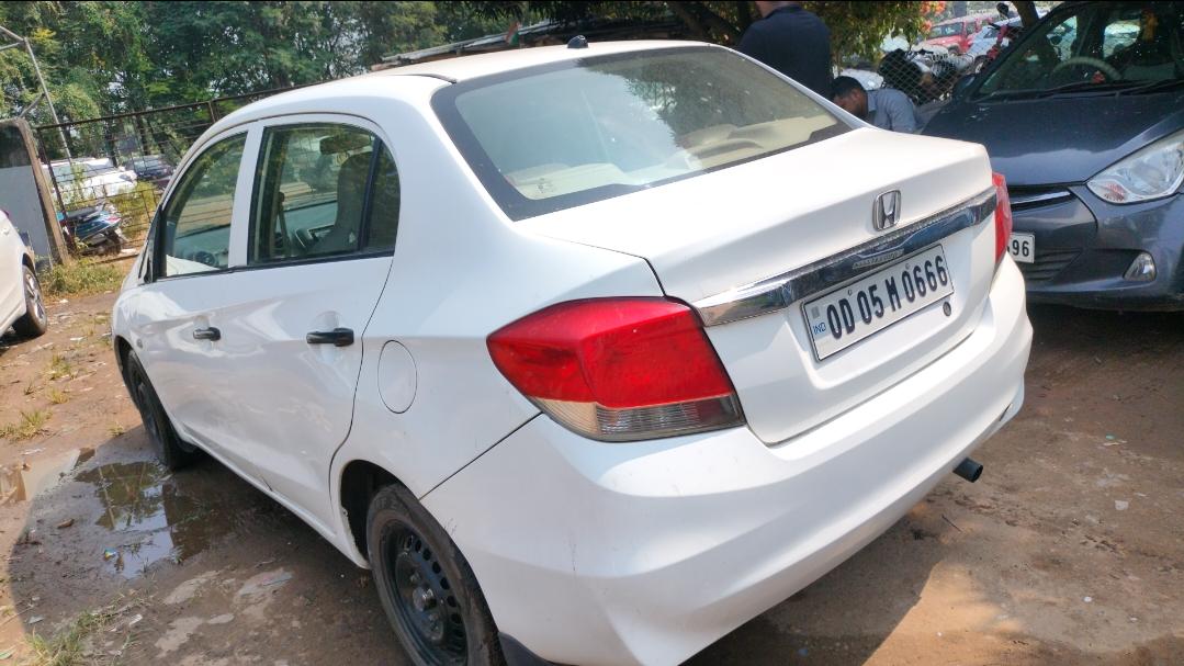 यूज़्ड 2015 होंडा अमेज़, Cuttack 2 यूज़्ड 2015 होंडा अमेज़, Cuttack 2