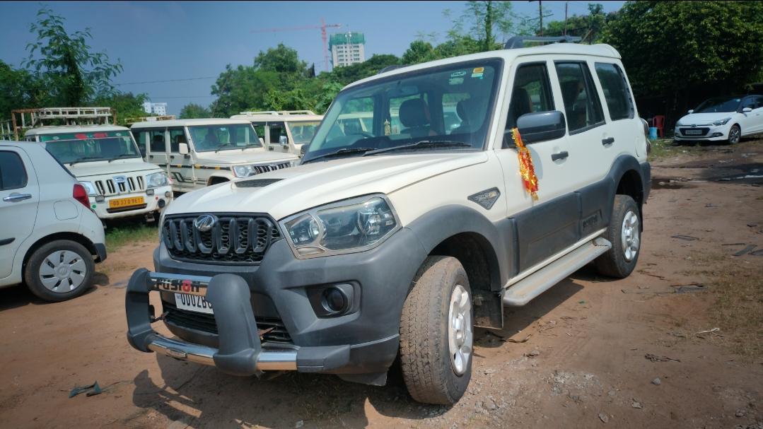2019 महिंद्रा स्कॉर्पियो S3 2WD BS IV 2019 महिंद्रा स्कॉर्पियो S3 2WD BS IV