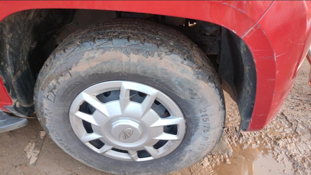 यूज़्ड 2017 महिंद्रा टीयूवी300, Banguary, Cuttack 8 यूज़्ड 2017 महिंद्रा टीयूवी300, Banguary, Cuttack 8