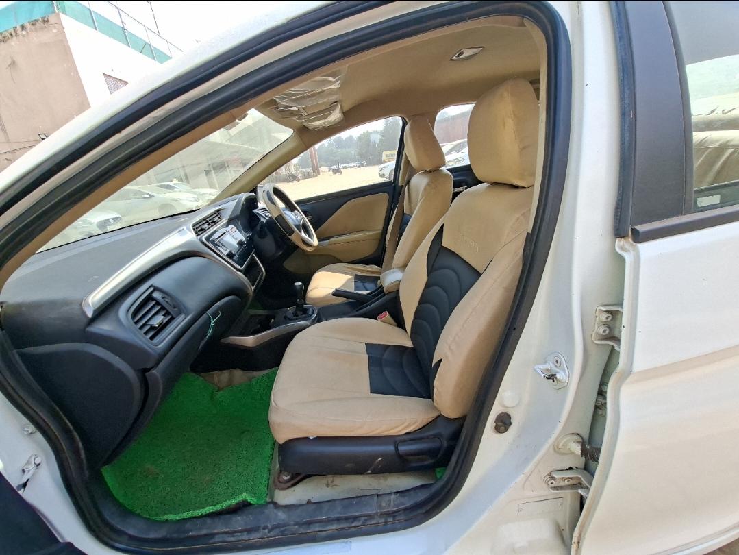 यूज़्ड 2015 होंडा सिटी, Banguary, Cuttack 15 यूज़्ड 2015 होंडा सिटी, Banguary, Cuttack 15