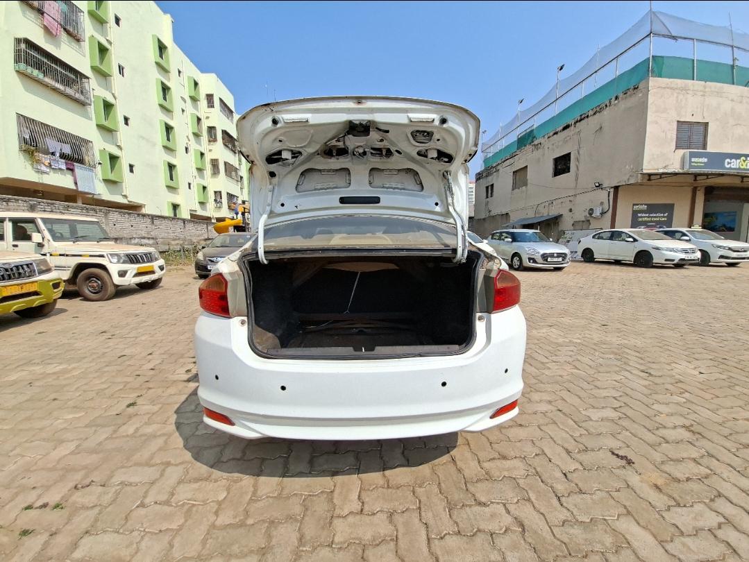 यूज़्ड 2015 होंडा सिटी, Banguary, Cuttack 9 यूज़्ड 2015 होंडा सिटी, Banguary, Cuttack 9