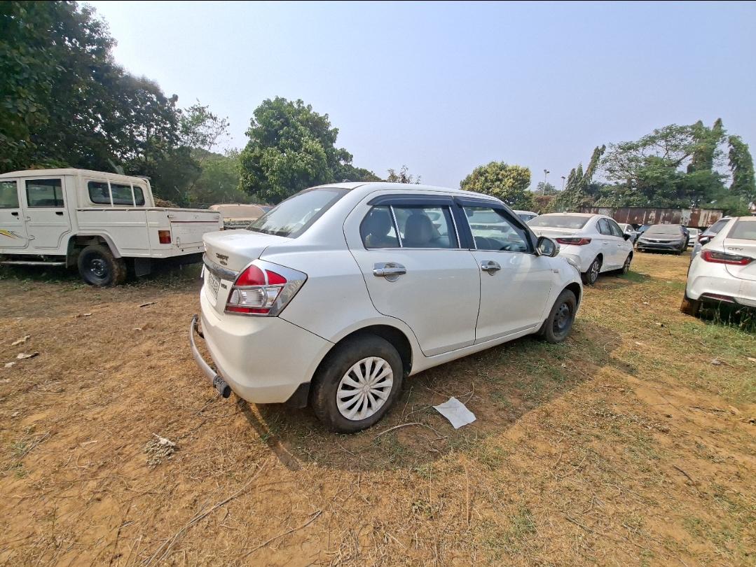 यूज़्ड 2016 मारुति सुजुकी स्विफ्ट डिज़ायर, Banguary, Cuttack 4 यूज़्ड 2016 मारुति सुजुकी स्विफ्ट डिज़ायर, Banguary, Cuttack 4