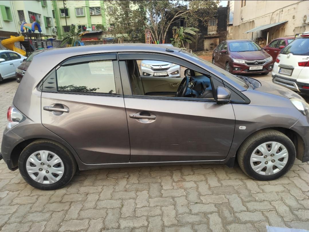यूज़्ड 2015 होंडा ब्रियो, Banguary, Cuttack 5 यूज़्ड 2015 होंडा ब्रियो, Banguary, Cuttack 5
