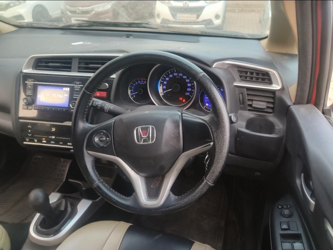 यूज़्ड 2016 होंडा जैज़, Banguary, Cuttack 8 यूज़्ड 2016 होंडा जैज़, Banguary, Cuttack 8