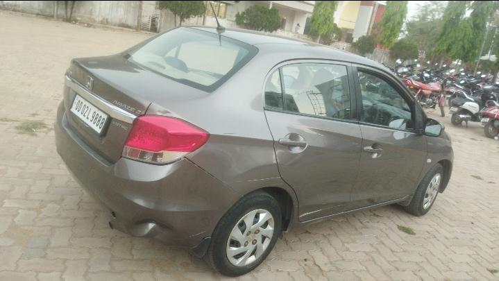 यूज़्ड 2013 होंडा अमेज़, Banguary, Cuttack 4 यूज़्ड 2013 होंडा अमेज़, Banguary, Cuttack 4