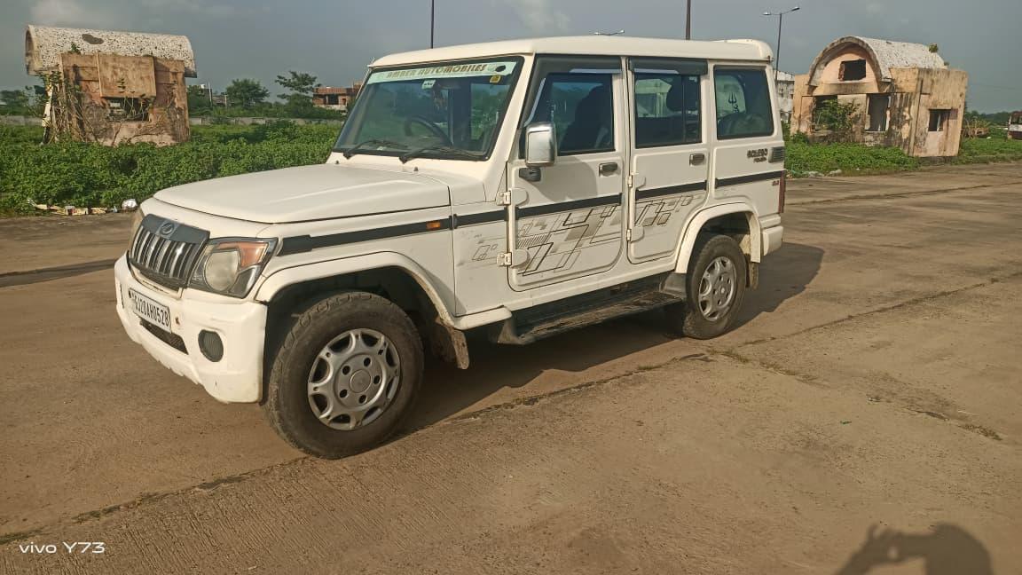 2018 महिंद्रा बोलेरो ZLX BS4 2018 महिंद्रा बोलेरो ZLX BS4