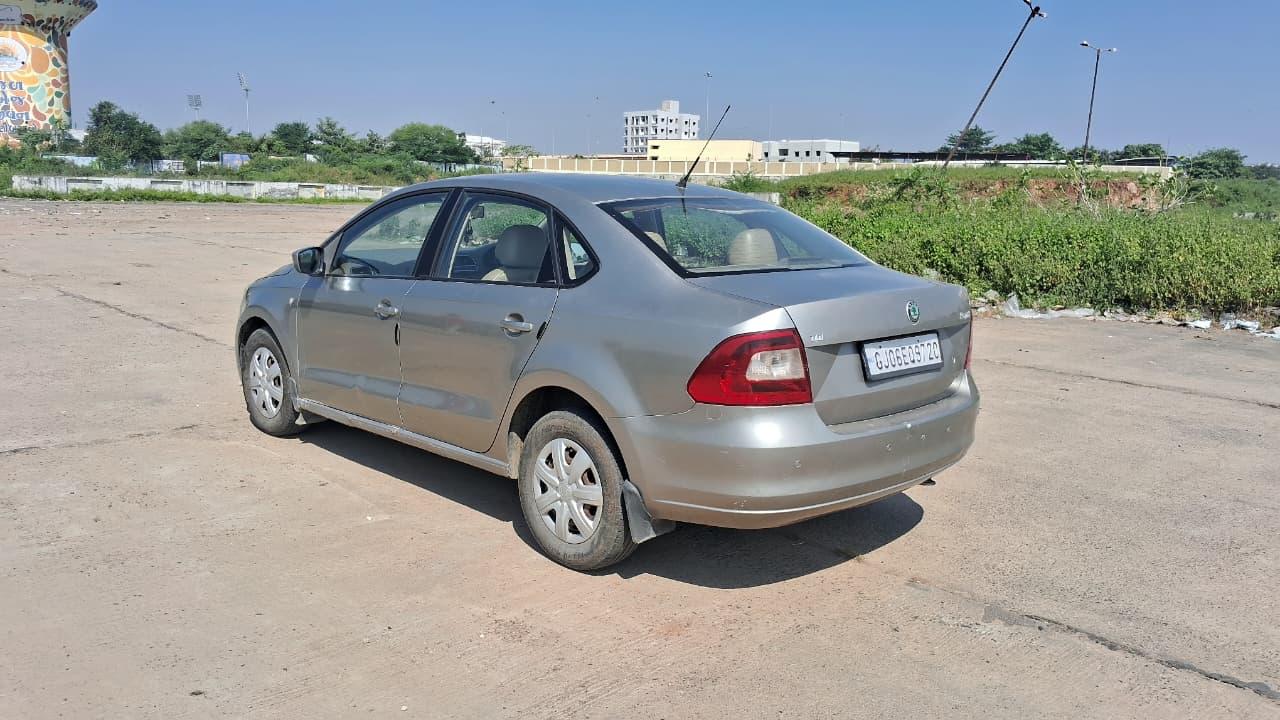 यूज़्ड 2011 स्कोडा रैपिड, Kharoda, Dahod 2 यूज़्ड 2011 स्कोडा रैपिड, Kharoda, Dahod 2