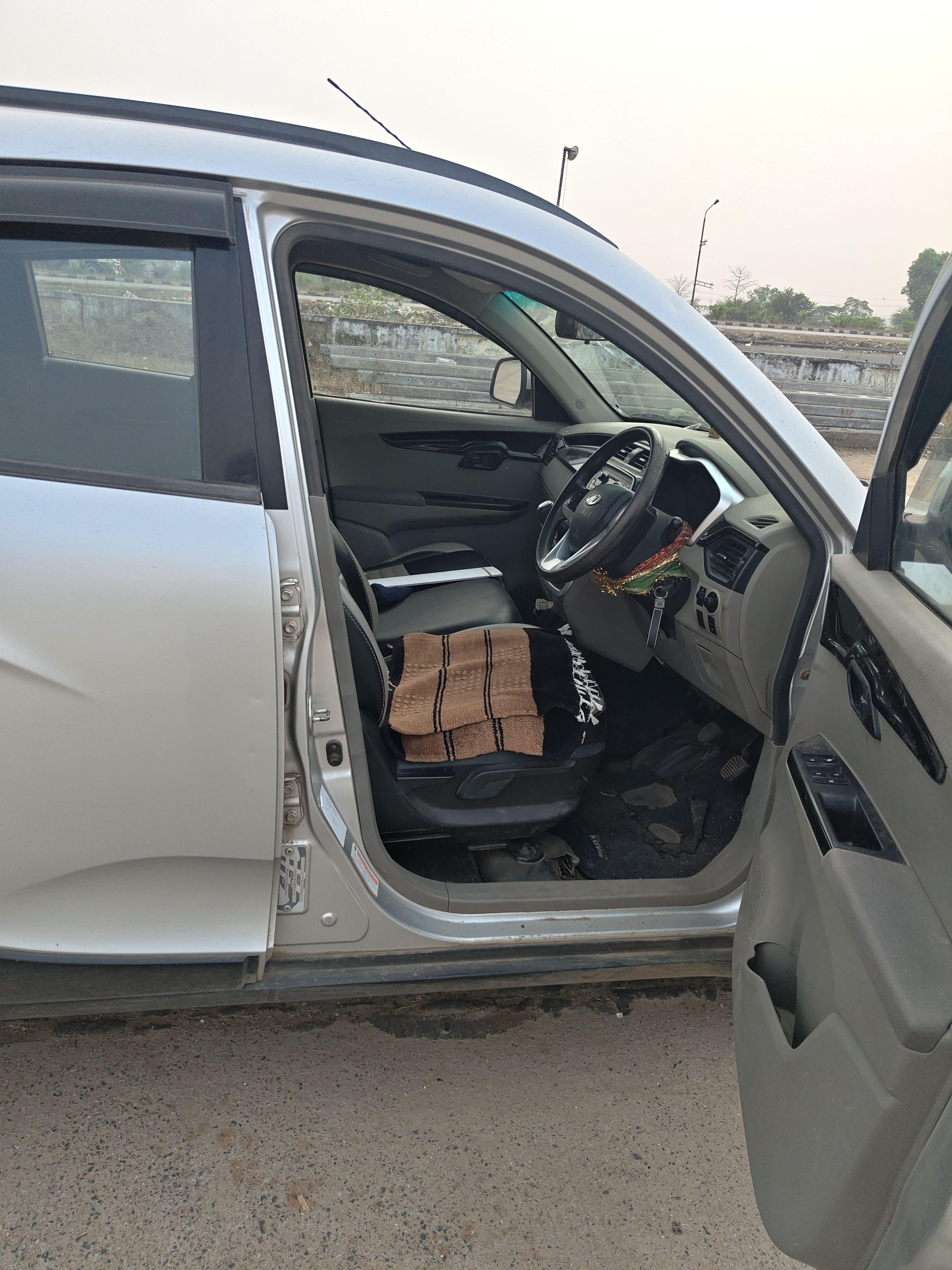 यूज़्ड 2016 महिंद्रा केयूवी 100, Kharoda, Dahod 13 यूज़्ड 2016 महिंद्रा केयूवी 100, Kharoda, Dahod 13