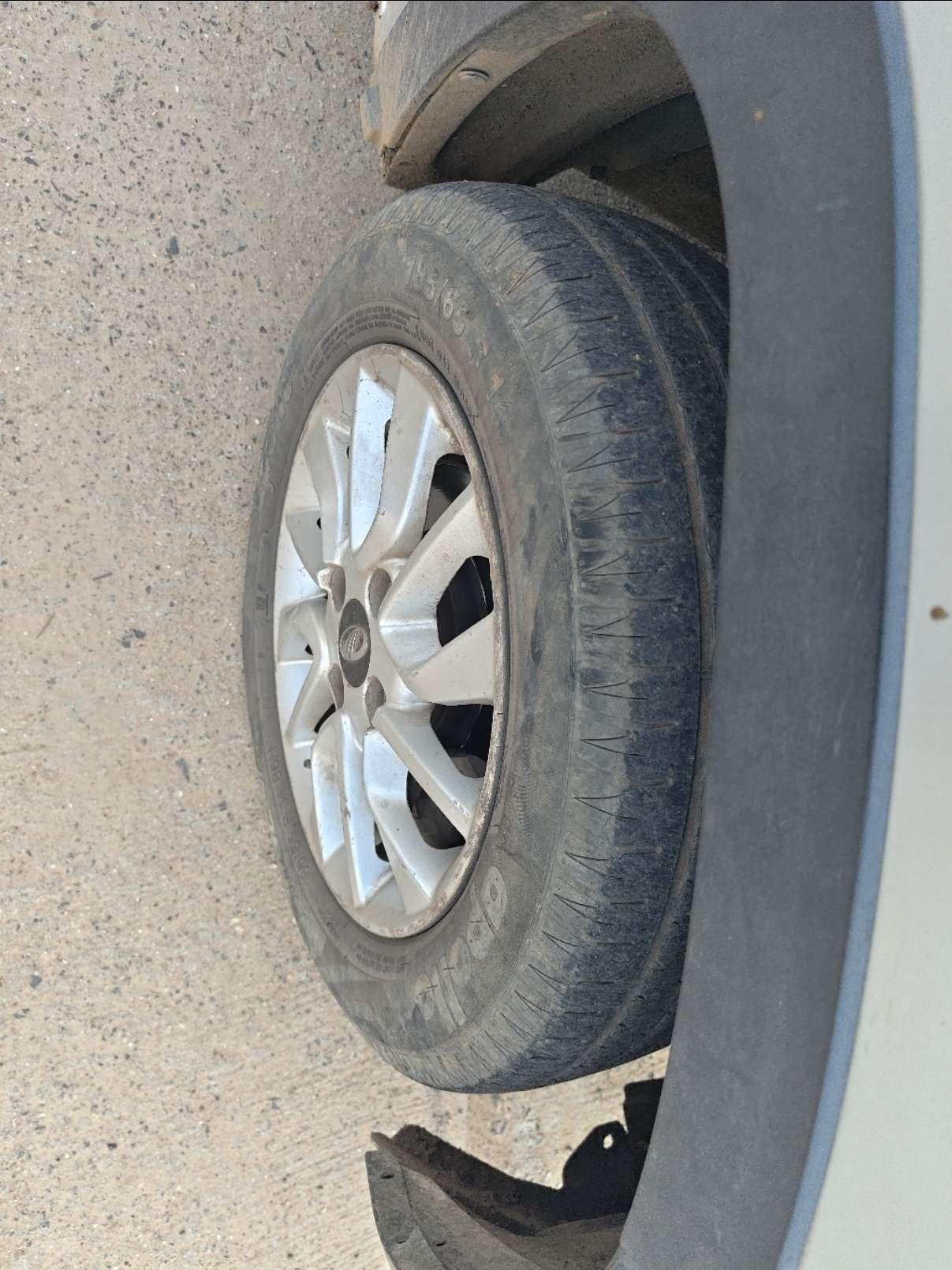 यूज़्ड 2016 महिंद्रा केयूवी 100, Kharoda, Dahod 8 यूज़्ड 2016 महिंद्रा केयूवी 100, Kharoda, Dahod 8