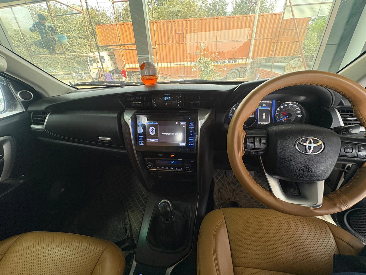 यूज़्ड 2017 टोयोटा फॉर्च्यूनर, Indiranagar Sec-18, Lucknow 10 यूज़्ड 2017 टोयोटा फॉर्च्यूनर, Indiranagar Sec-18, Lucknow 10