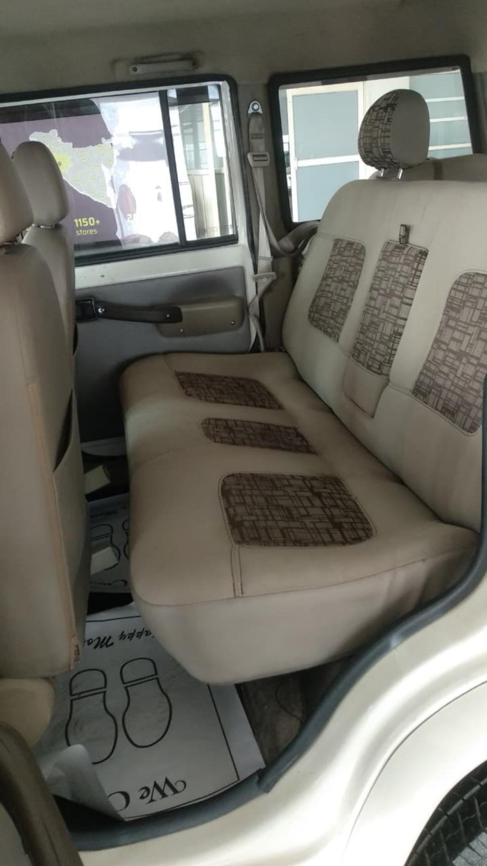 यूज़्ड 2016 महिंद्रा बोलेरो, Saveena, Udaipur 16 यूज़्ड 2016 महिंद्रा बोलेरो, Saveena, Udaipur 16