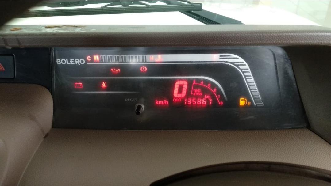 यूज़्ड 2016 महिंद्रा बोलेरो, Saveena, Udaipur 10 यूज़्ड 2016 महिंद्रा बोलेरो, Saveena, Udaipur 10