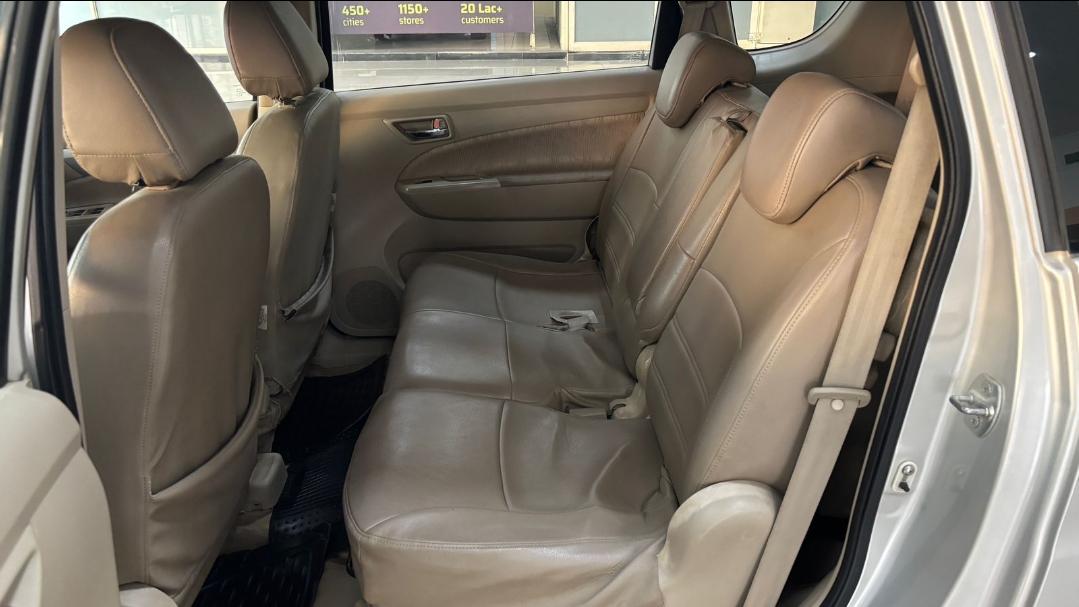 यूज़्ड 2015 मारुति सुजुकी अर्टिगा, Saveena, Udaipur 16 यूज़्ड 2015 मारुति सुजुकी अर्टिगा, Saveena, Udaipur 16