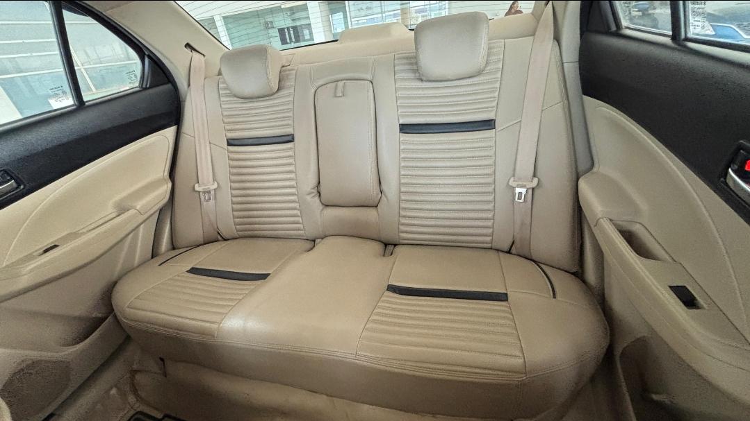 यूज़्ड 2021 मारुति सुजुकी डिजायर, Saveena, Udaipur 14 यूज़्ड 2021 मारुति सुजुकी डिजायर, Saveena, Udaipur 14