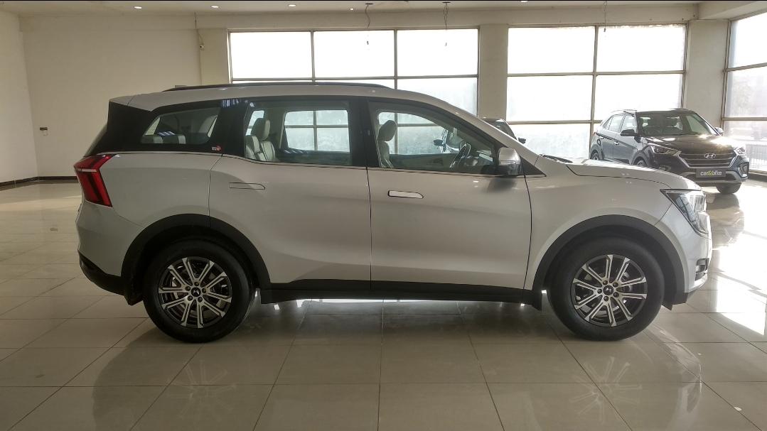 यूज़्ड 2024 महिंद्रा एक्सयूवी700, Saveena, Udaipur 5 यूज़्ड 2024 महिंद्रा एक्सयूवी700, Saveena, Udaipur 5