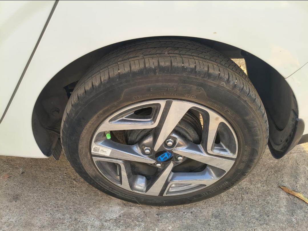 यूज़्ड 2024 ह्युंडई ओरा, Medipalli, Hyderabad 8 यूज़्ड 2024 ह्युंडई ओरा, Medipalli, Hyderabad 8