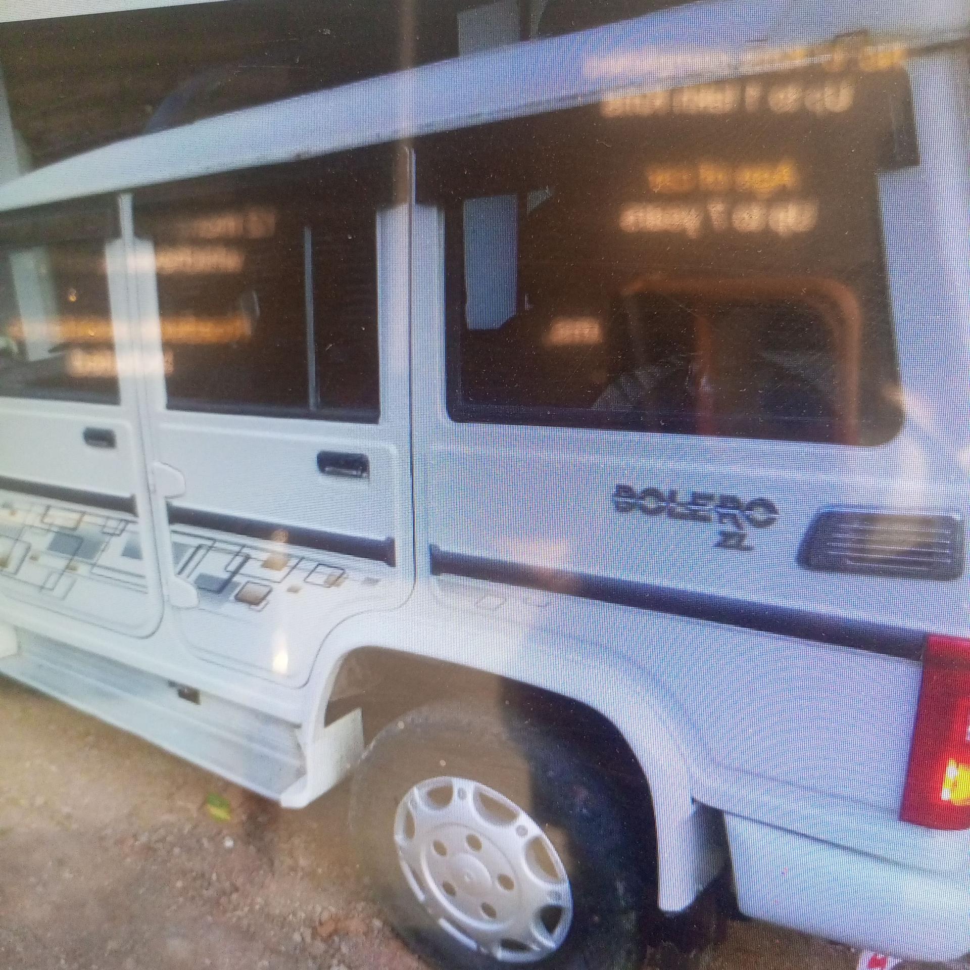 2013 महिंद्रा बोलेरो SLX BS3 2013 महिंद्रा बोलेरो SLX BS3