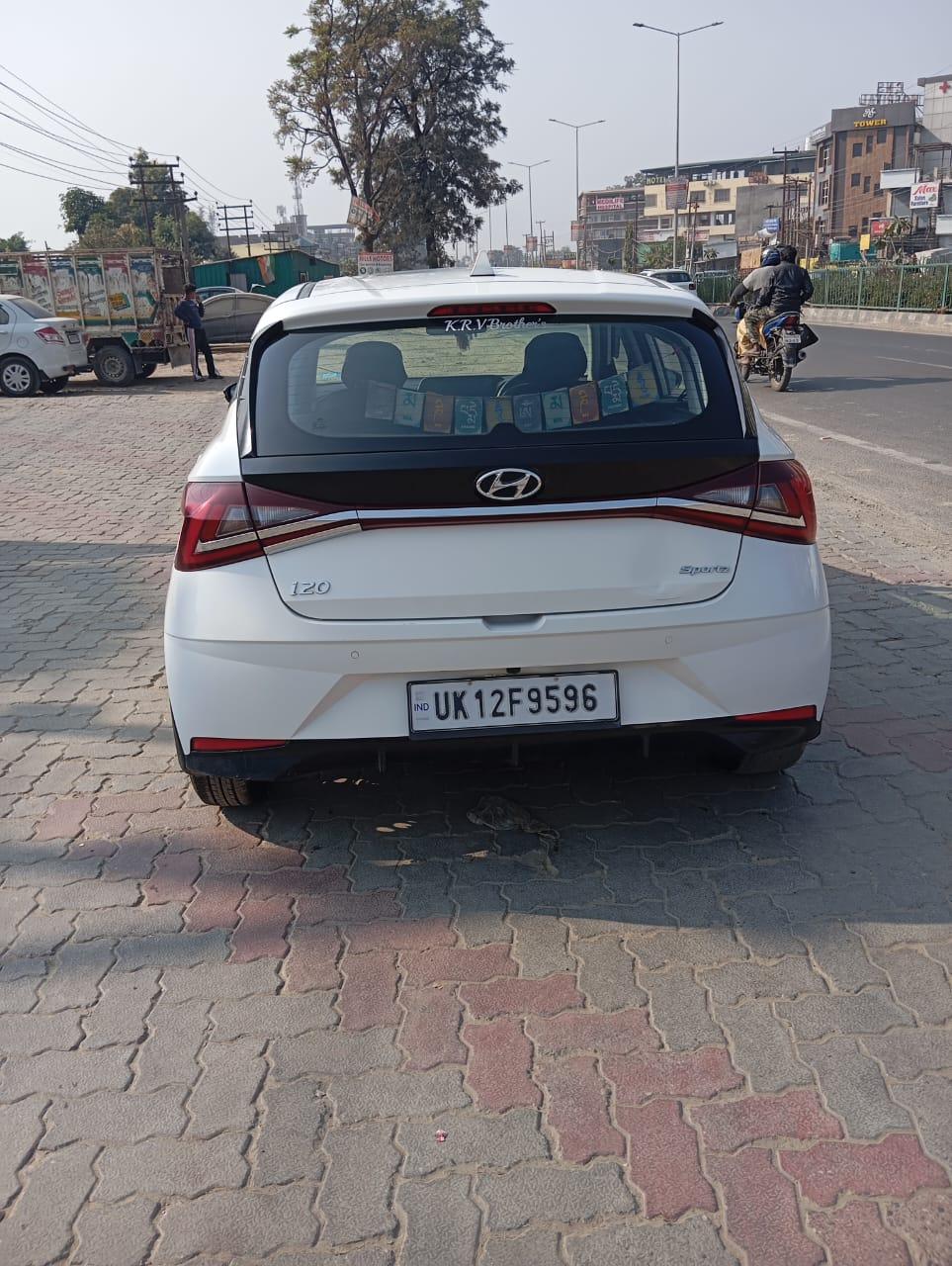 यूज़्ड 2021 ह्युंडई ईलाइट आई20, Mothrowala, Dehradun 6 यूज़्ड 2021 ह्युंडई ईलाइट आई20, Mothrowala, Dehradun 6