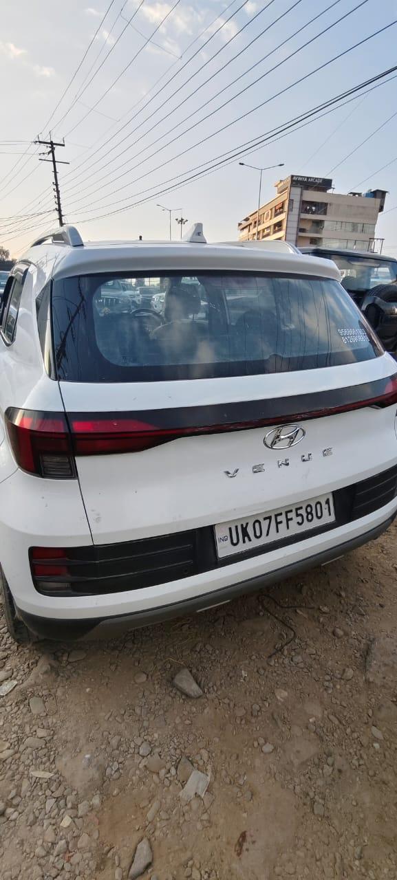 यूज़्ड 2022 ह्युंडई वेन्यू, Mothrowala, Dehradun 3 यूज़्ड 2022 ह्युंडई वेन्यू, Mothrowala, Dehradun 3