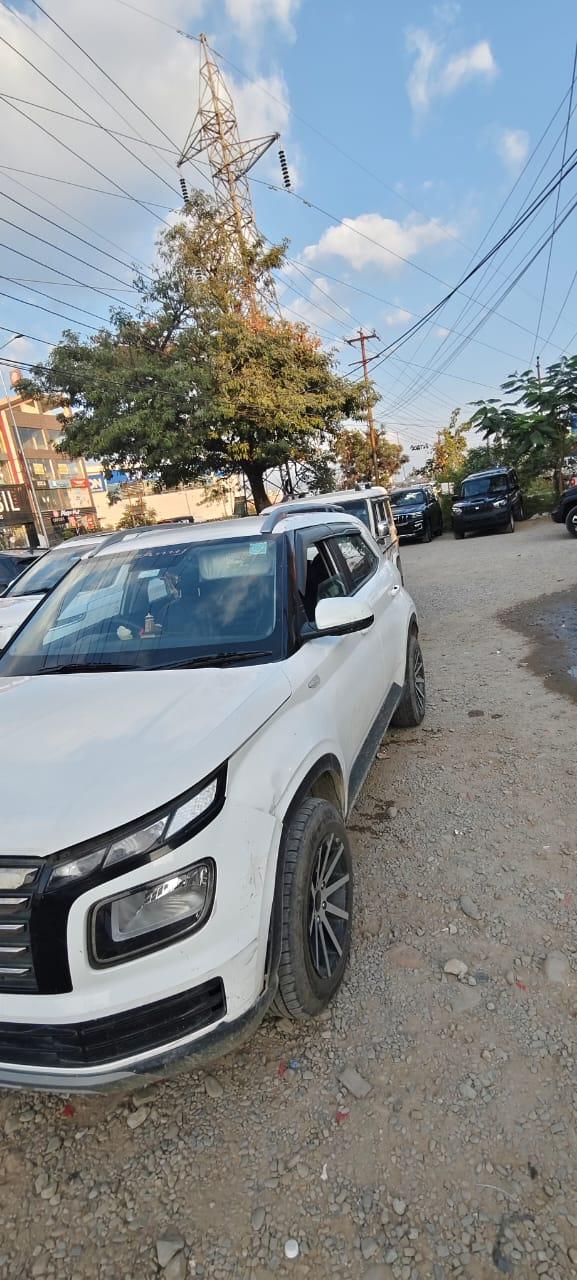 यूज़्ड 2022 ह्युंडई वेन्यू, Mothrowala, Dehradun 4 यूज़्ड 2022 ह्युंडई वेन्यू, Mothrowala, Dehradun 4