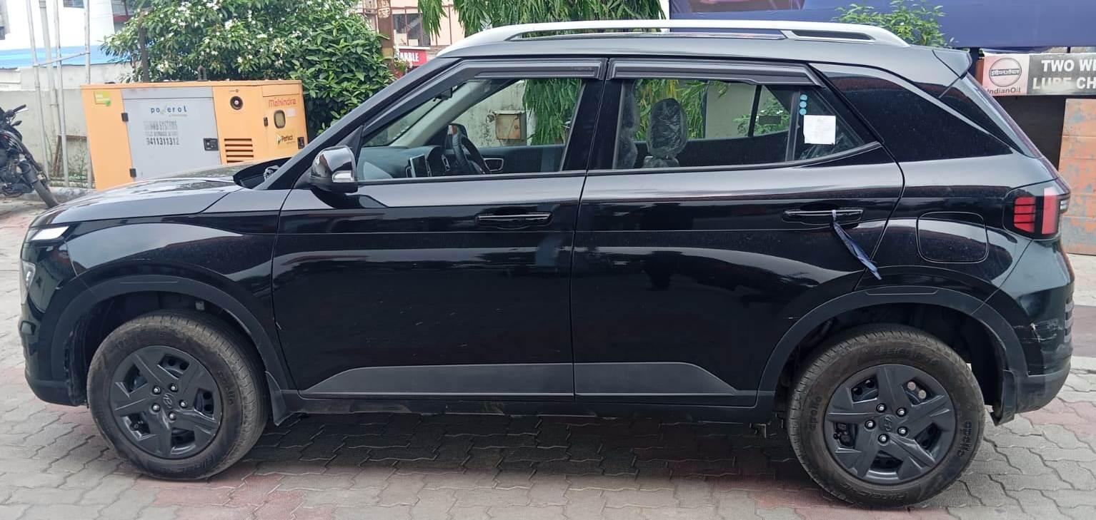 यूज़्ड 2024 ह्युंडई वेन्यू, Mothrowala, Dehradun 1 यूज़्ड 2024 ह्युंडई वेन्यू, Mothrowala, Dehradun 1