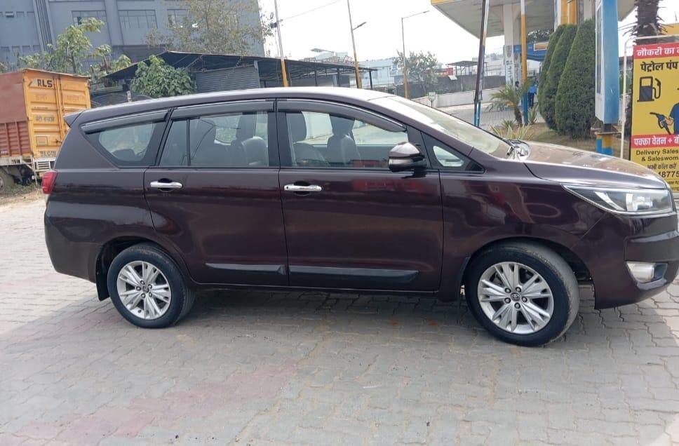 यूज़्ड 2018 टोयोटा इनोवा क्रिस्टा, Mothrowala, Dehradun 5 यूज़्ड 2018 टोयोटा इनोवा क्रिस्टा, Mothrowala, Dehradun 5