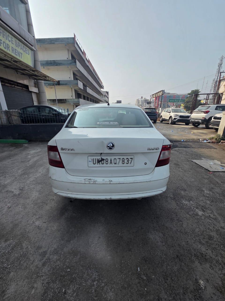 यूज़्ड 2017 स्कोडा रैपिड, Mothrowala, Dehradun 2 यूज़्ड 2017 स्कोडा रैपिड, Mothrowala, Dehradun 2