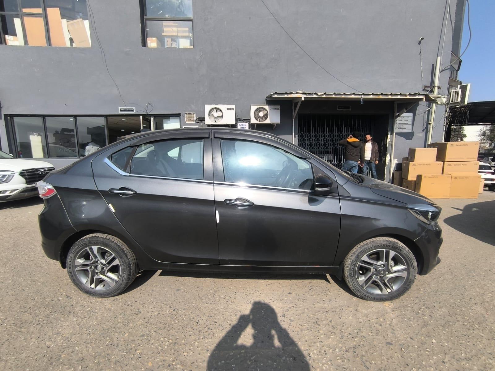 यूज़्ड 2022 टाटा टीगोर, Mothrowala, Dehradun 1 यूज़्ड 2022 टाटा टीगोर, Mothrowala, Dehradun 1