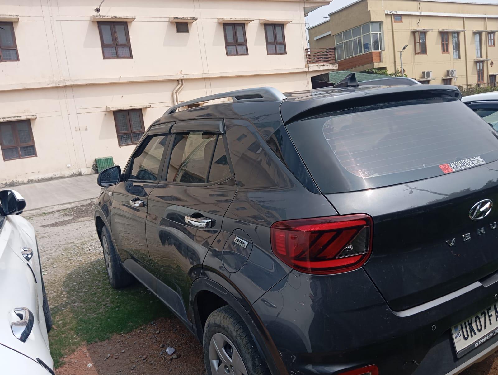 यूज़्ड 2021 ह्युंडई वेन्यू, Mothrowala, Dehradun 2 यूज़्ड 2021 ह्युंडई वेन्यू, Mothrowala, Dehradun 2