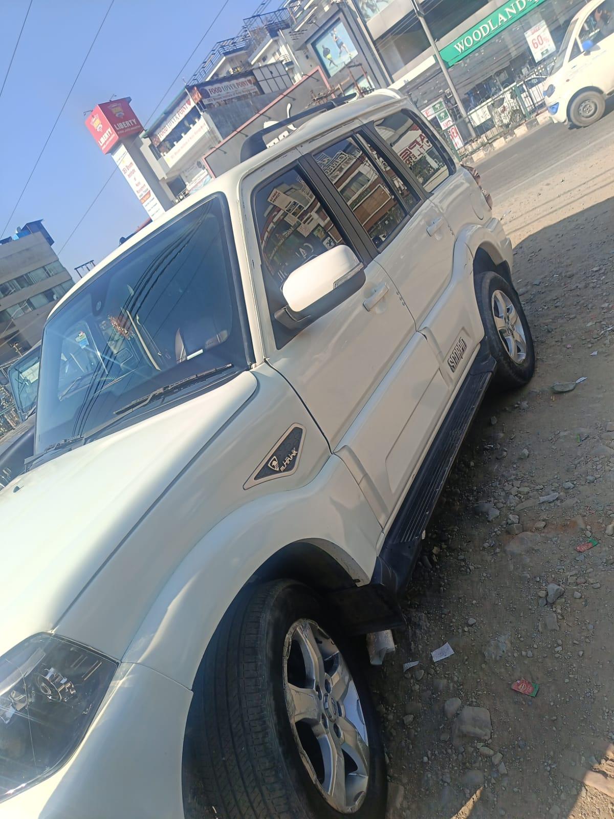 यूज़्ड 2018 महिंद्रा स्कॉर्पियो, Mothrowala, Dehradun 2 यूज़्ड 2018 महिंद्रा स्कॉर्पियो, Mothrowala, Dehradun 2