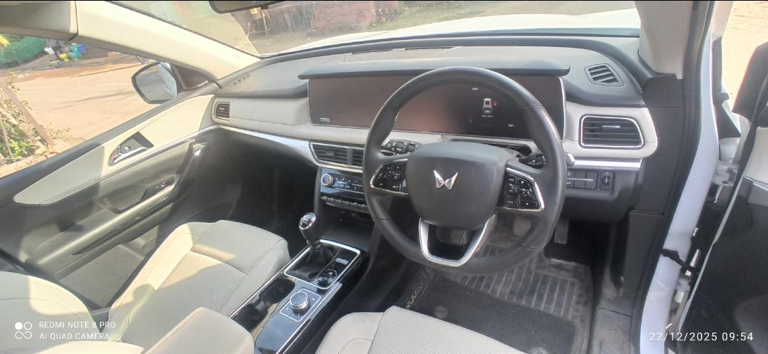 यूज़्ड 2025 महिंद्रा एक्सयूवी700, Subhash Nagar-Bhilwara, Bhilwara 8 यूज़्ड 2025 महिंद्रा एक्सयूवी700, Subhash Nagar-Bhilwara, Bhilwara 8