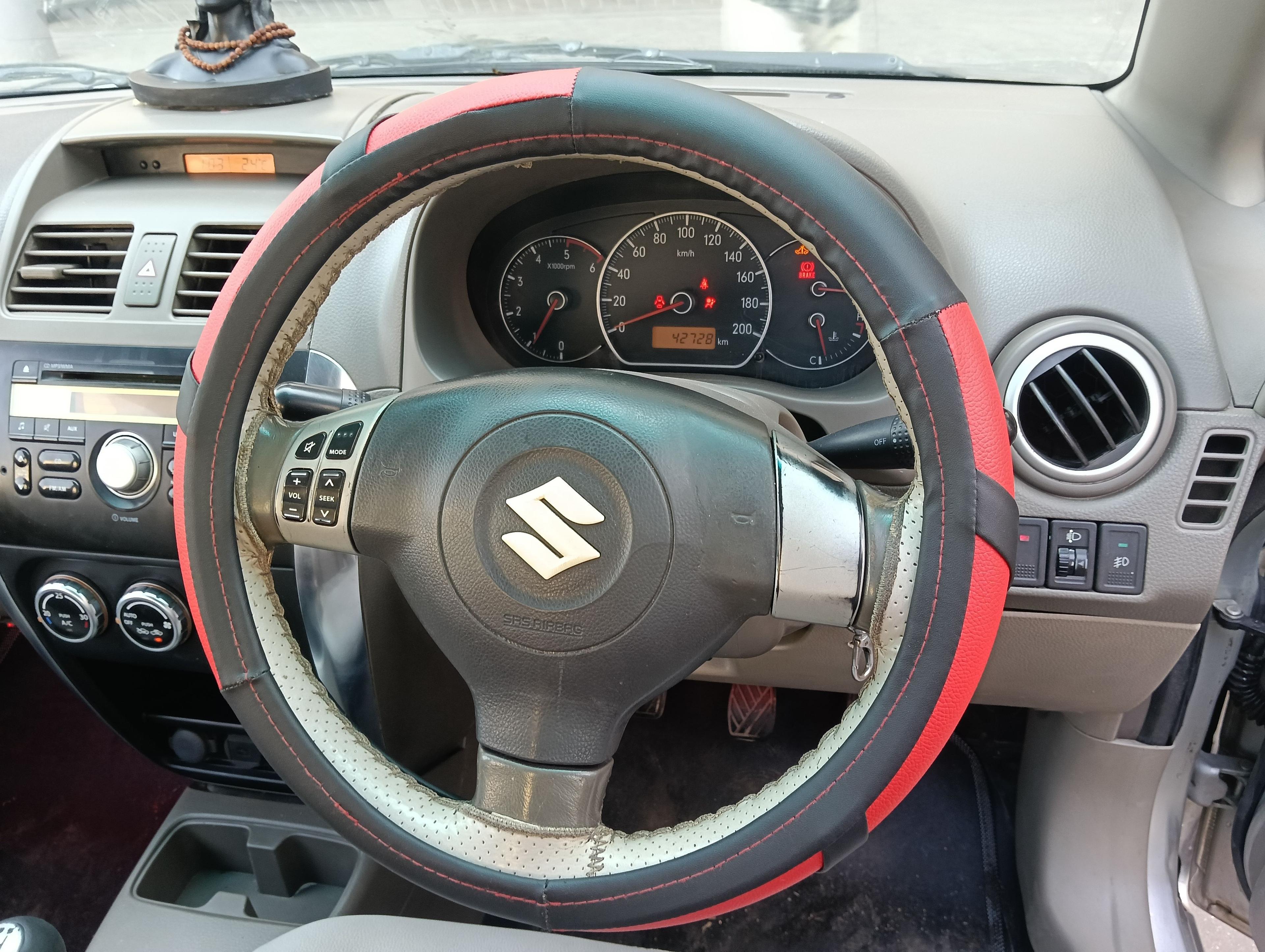 यूज़्ड 2013 मारुति सुजुकी एसएक्स4, Manglia, Indore 12 यूज़्ड 2013 मारुति सुजुकी एसएक्स4, Manglia, Indore 12