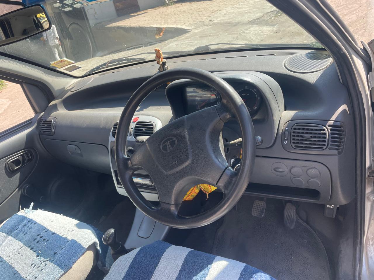 यूज़्ड 2010 टाटा इंडिका वी2, Arniya Khurd, Shujalpur 4 यूज़्ड 2010 टाटा इंडिका वी2, Arniya Khurd, Shujalpur 4