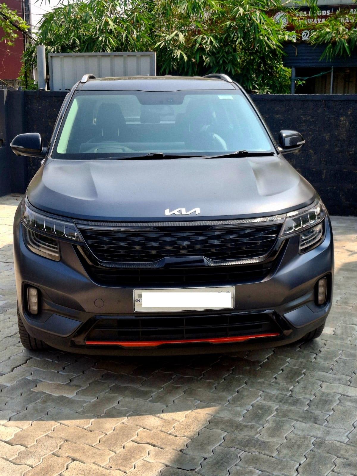 2022 किया सेल्टोस D1.5 CRDI VGT 6AT X Line (S) 2022 किया सेल्टोस D1.5 CRDI VGT 6AT X Line (S)