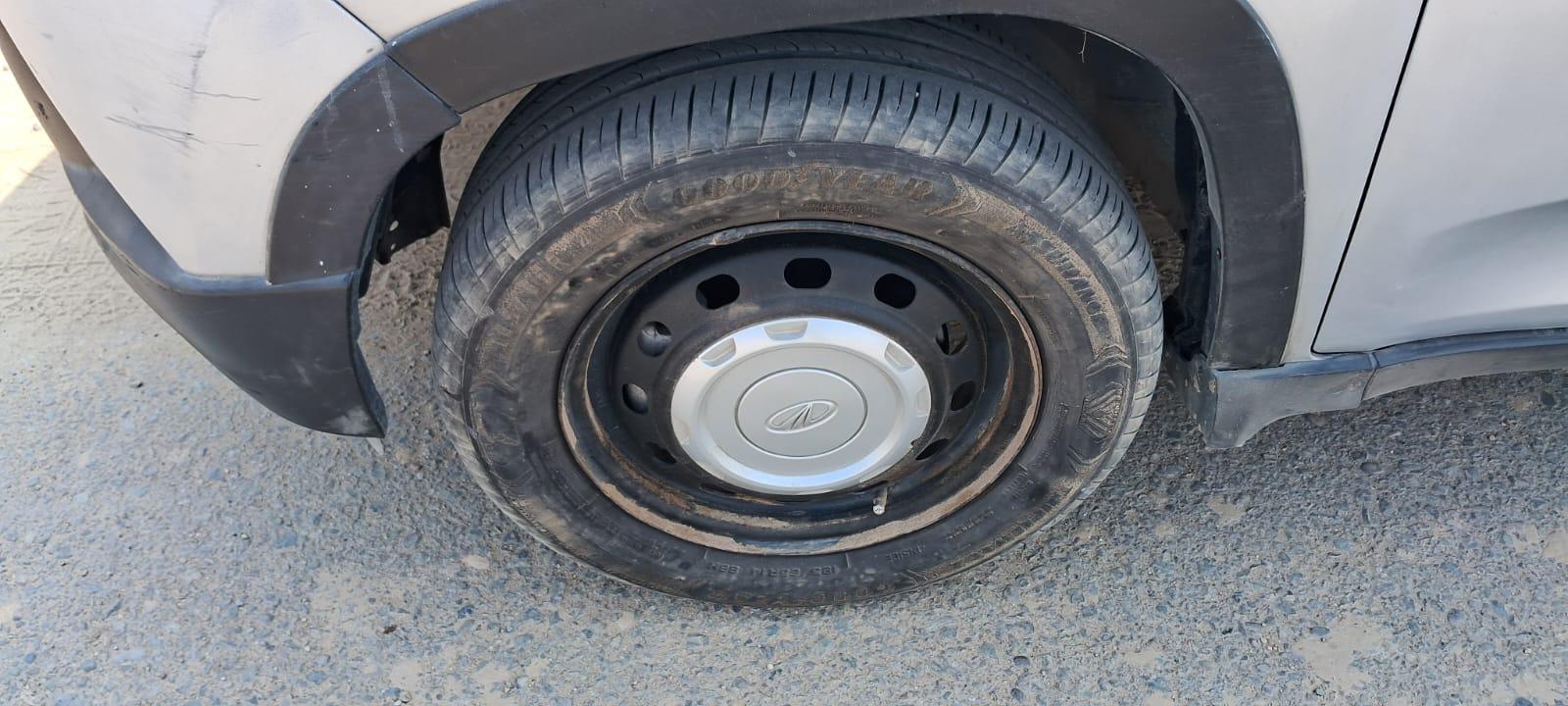 यूज़्ड 2016 महिंद्रा केयूवी 100, Patanjali Yogpeeth, Haridwar 8 यूज़्ड 2016 महिंद्रा केयूवी 100, Patanjali Yogpeeth, Haridwar 8